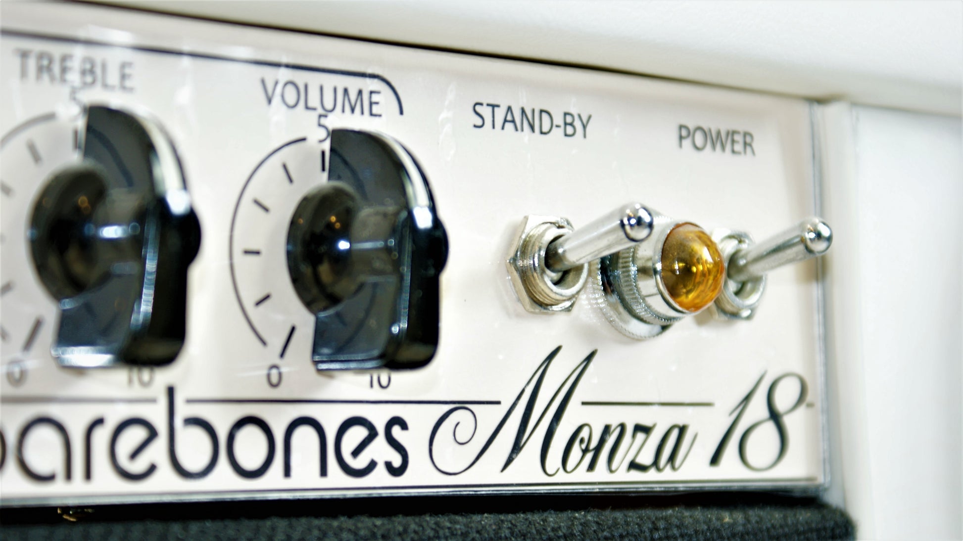 barebones Monza18 - Handwired All-Valve Guitar Amplifier - Made in the UK