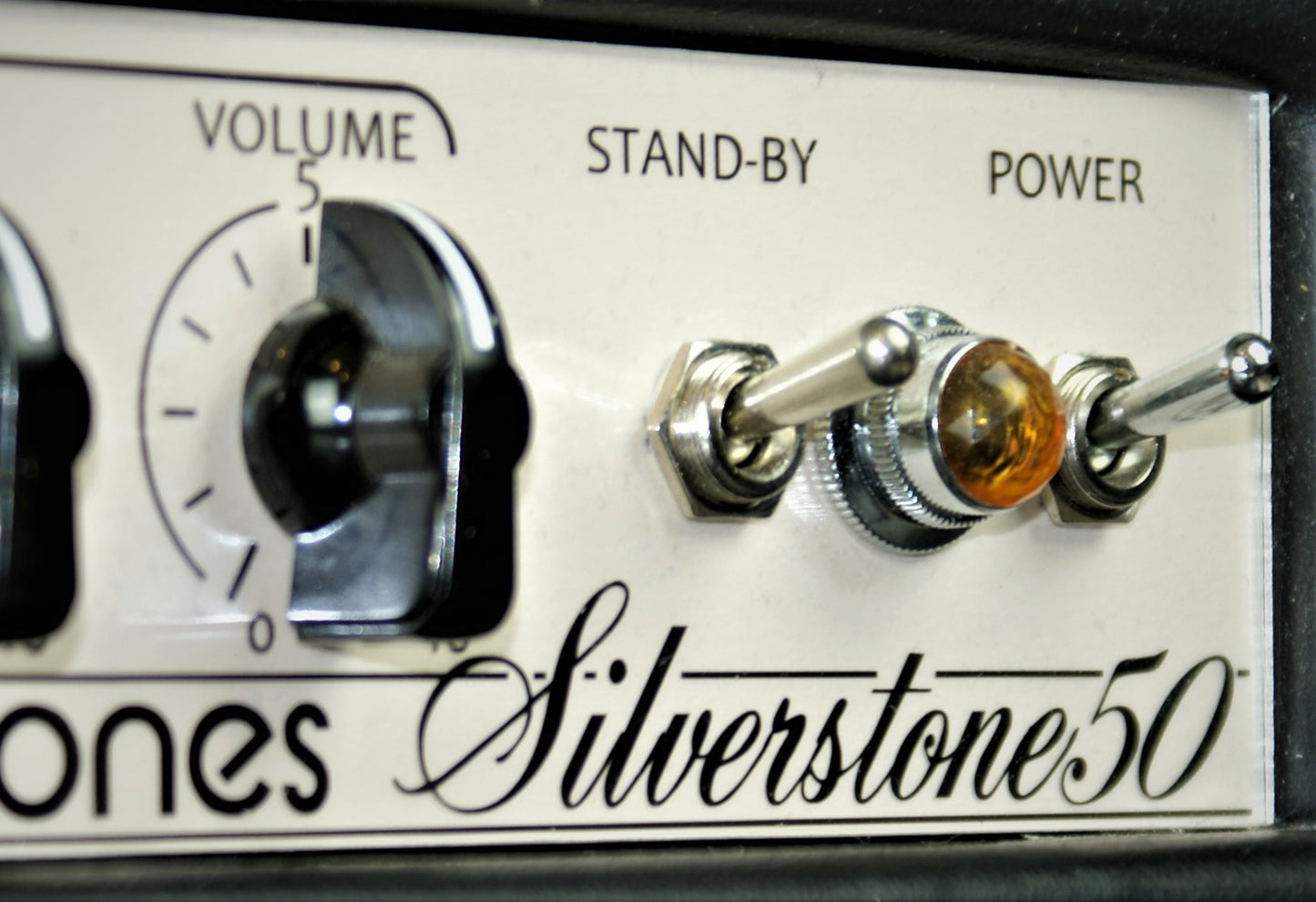 Products barebones Silverstone50 - Handwired All-Valve Guitar Amplifier - Made in the UK